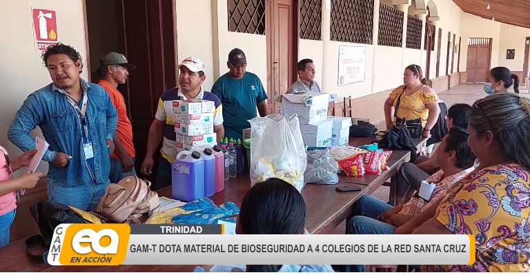 GAMT DOTA MATERIAL DE BIOSEGURIDAD A 4 COLEGIOS DE LA RED SANTA CRUZ