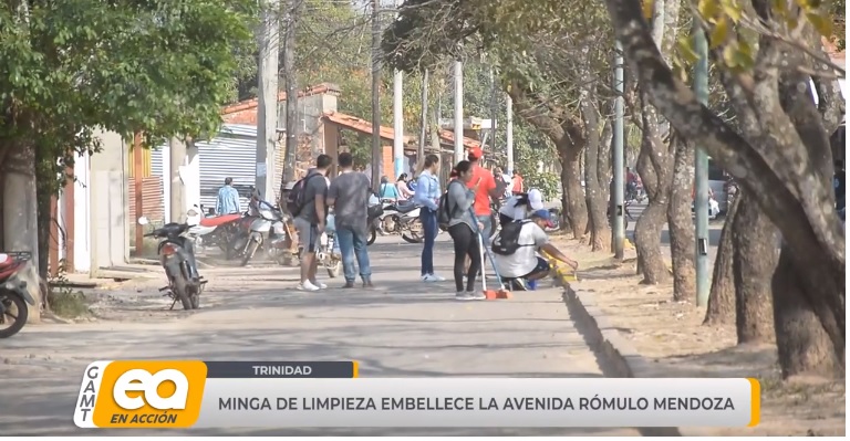 MINGA DE LIMPIEZA EMBELLECE LA AVENIDA RÓMULO MENDOZA